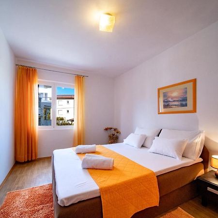Apartments Lazaric Лопар Екстер'єр фото